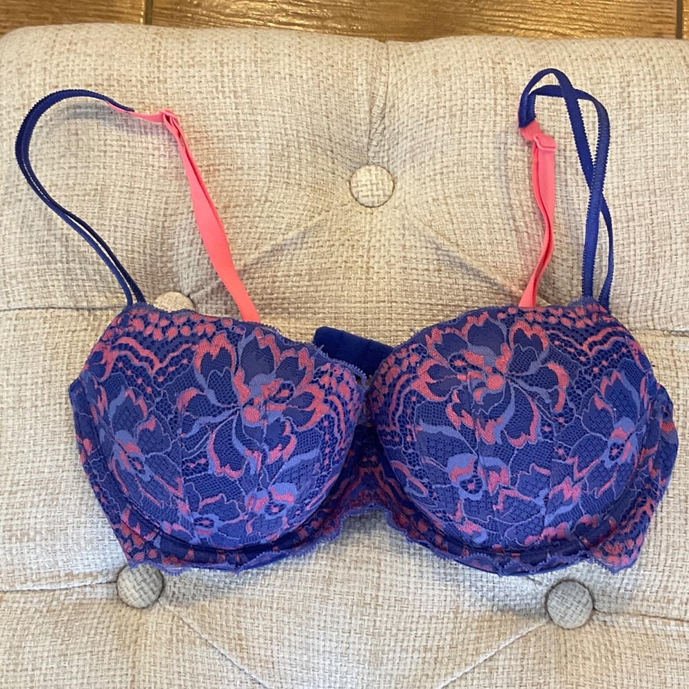 Victoria's Secret Lace Bra in Blue and Pink